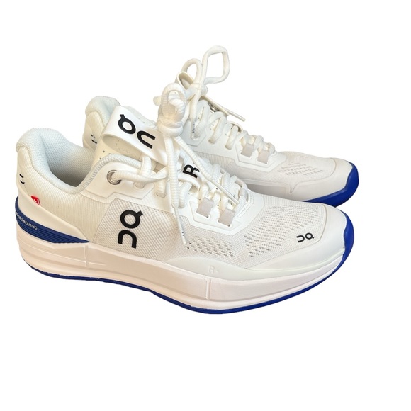 On Running The Roger Pro white indigo tennis shoes size Women’s 7 - Picture 3 of 7